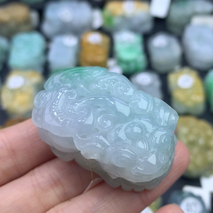 翡翠颈饰未镶嵌天然缅甸A货翡翠貔貅吊坠