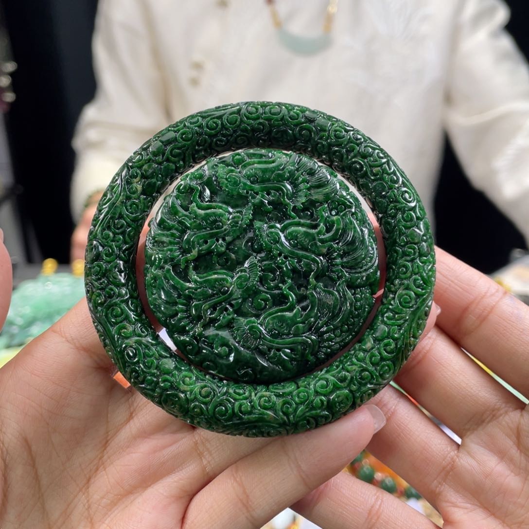 翡翠手镯未镶嵌代编织