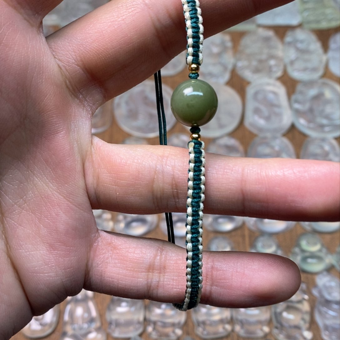 岫玉吊坠(不含链)未镶嵌