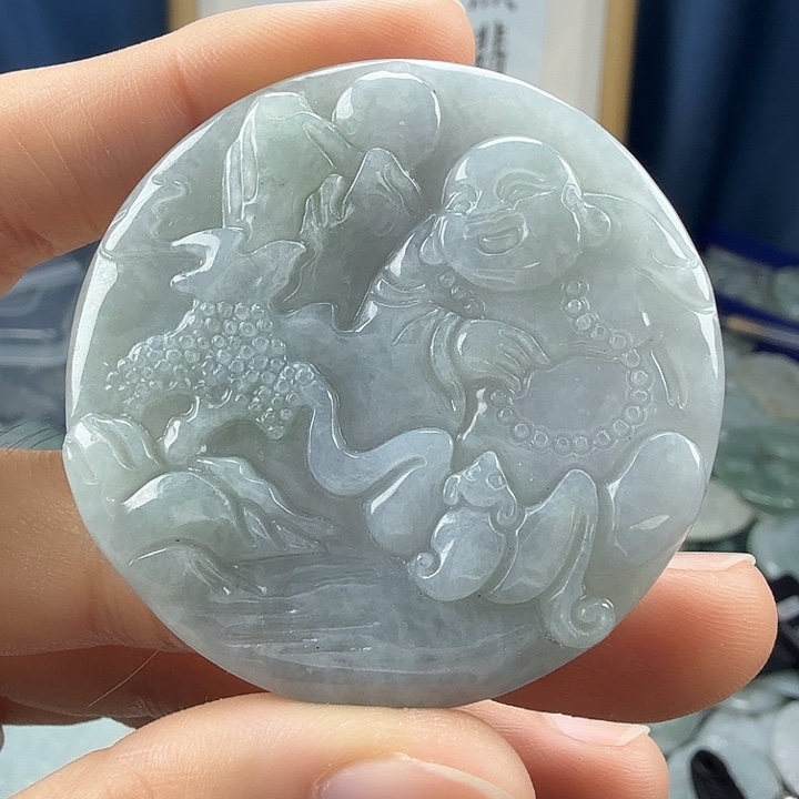 翡翠未镶嵌颈饰翡翠