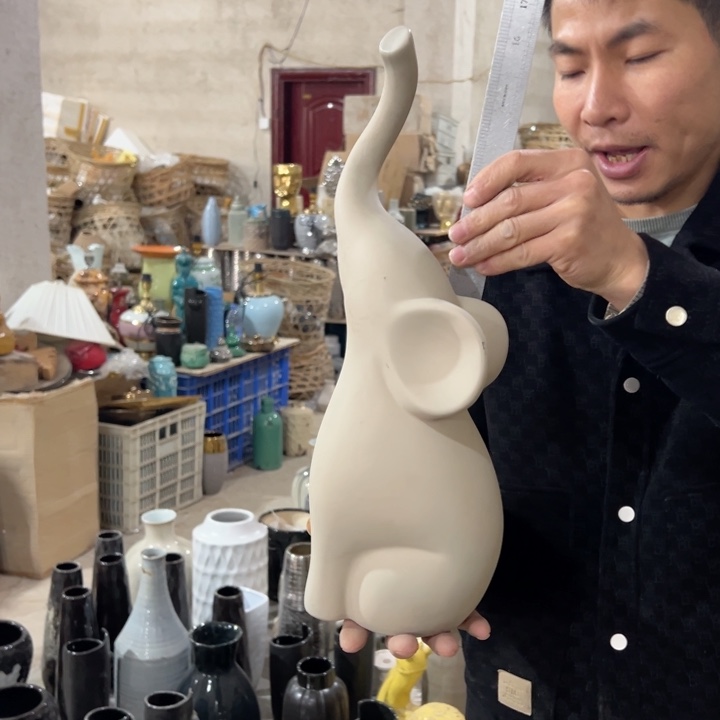 瓶高度42厘米宽度14厘米微瑕捡漏