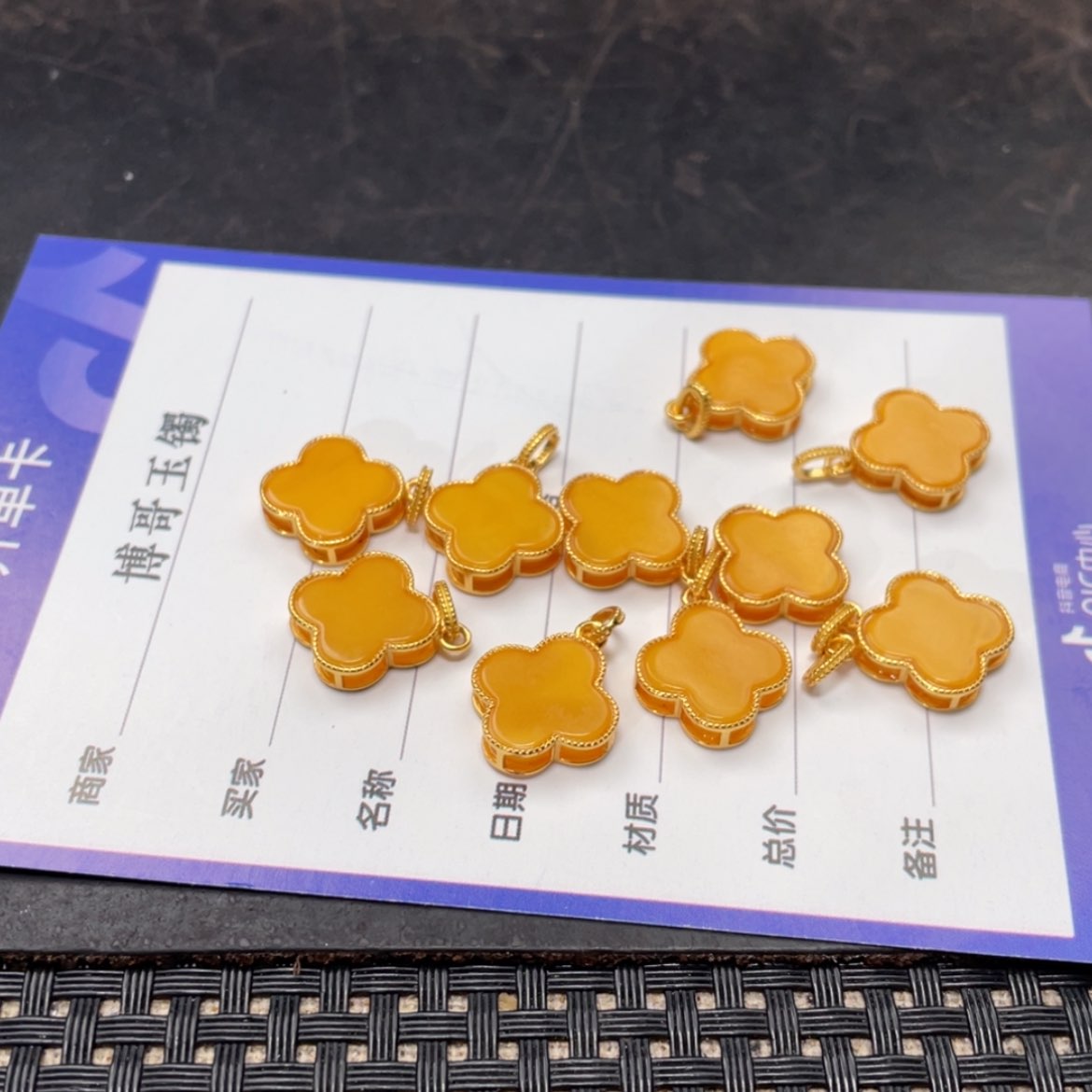 【闪购商品】琥珀颈饰银S925镶嵌多样性发货拍一发一