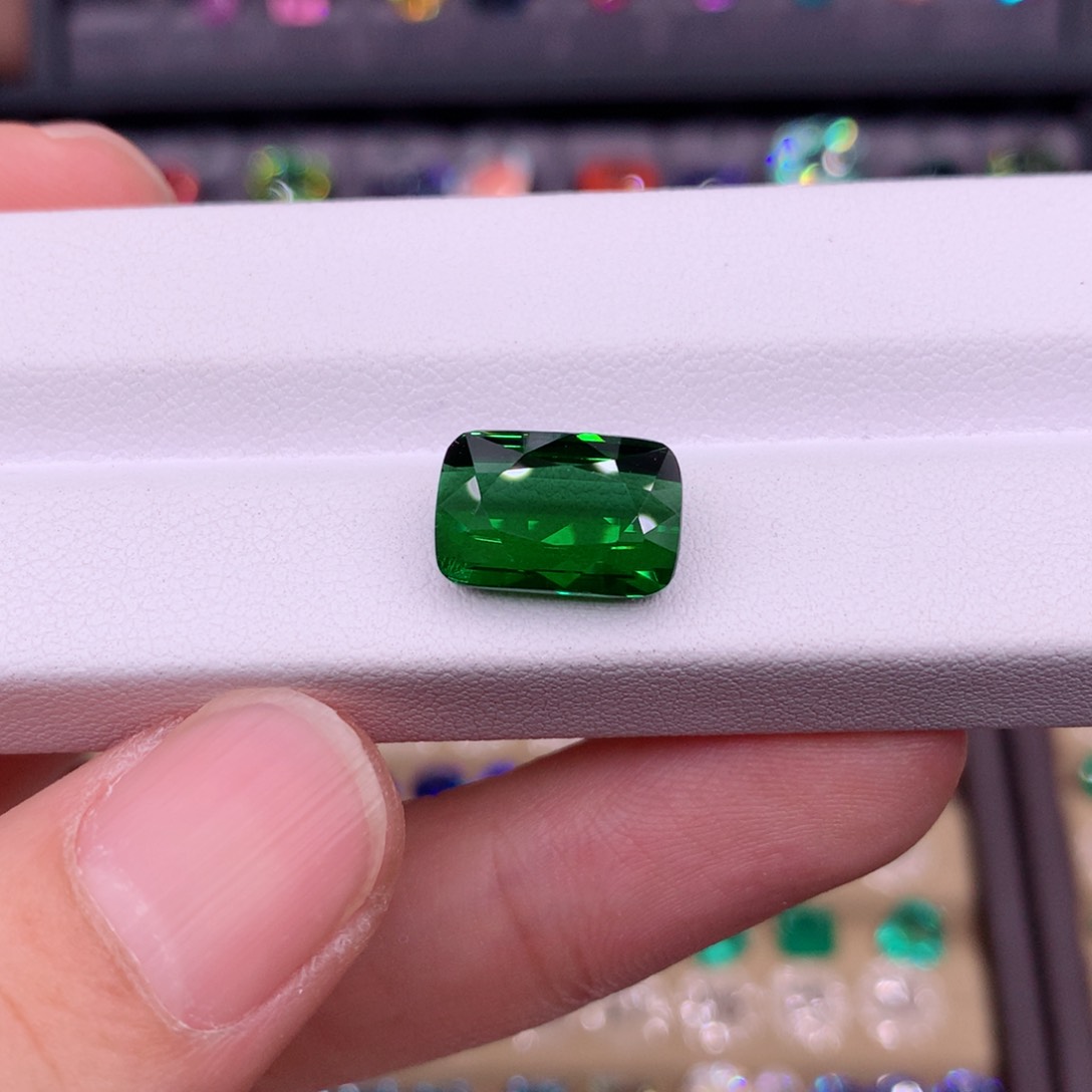 碧玺珠宝半成品未镶嵌