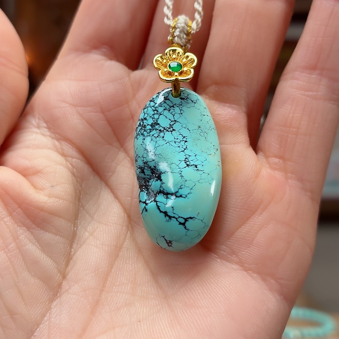 未镶嵌绿松石珠宝奇石