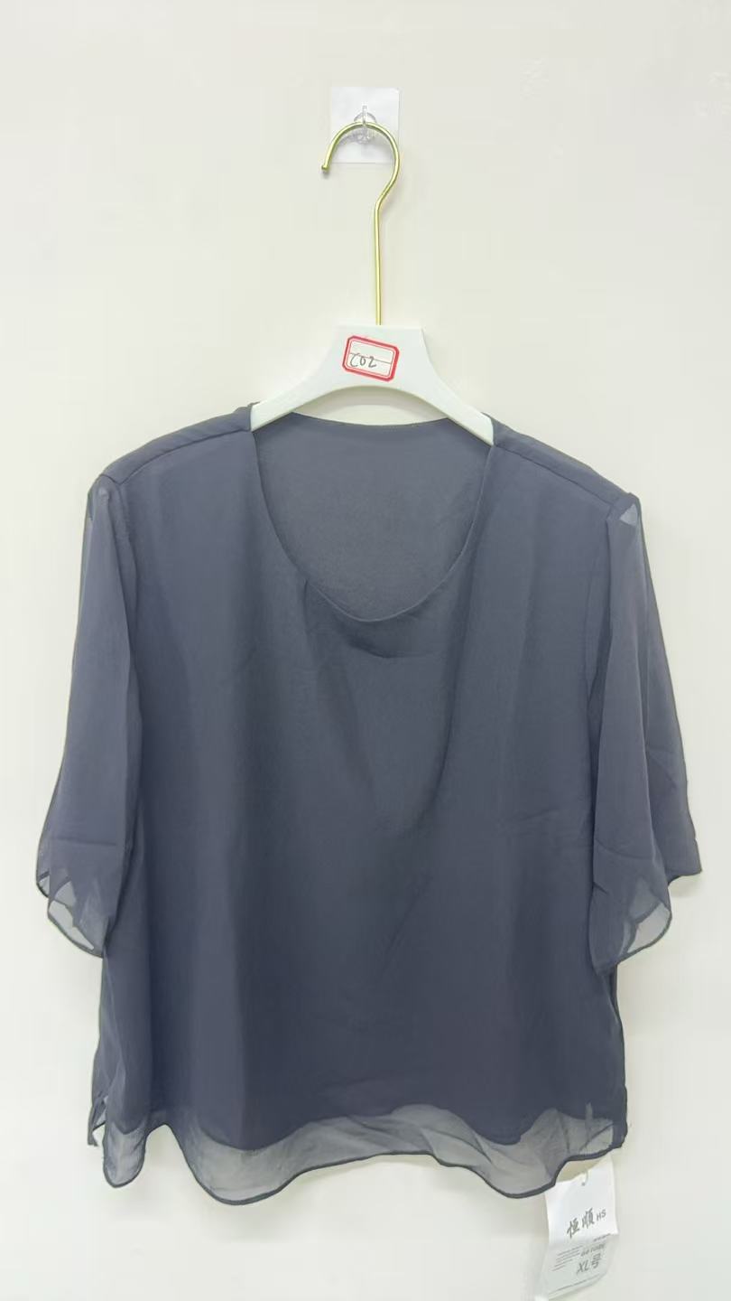 女士百搭小衫C02-J