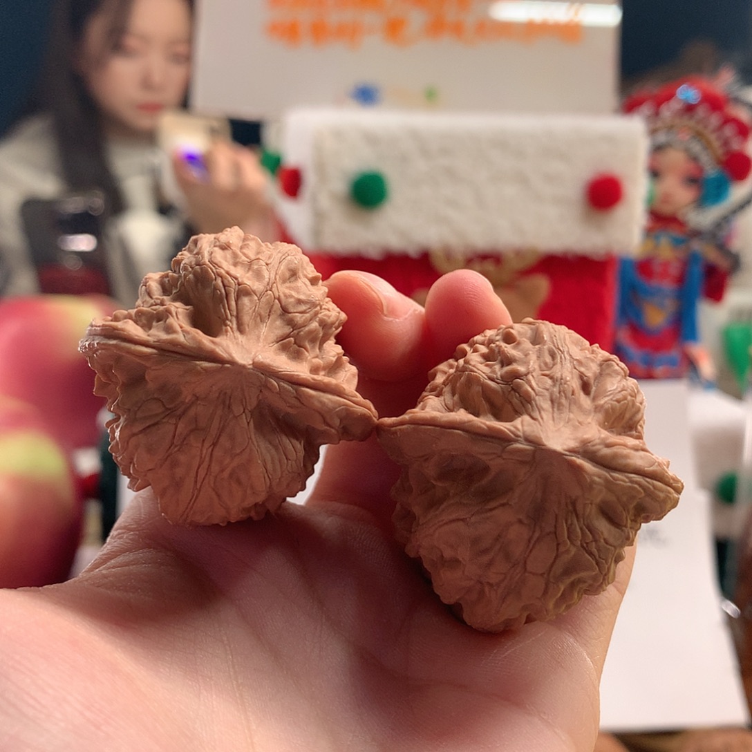文玩核桃吊坠靠山王