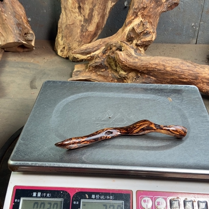 燕***黄花梨/降香黄檀海南黄花梨