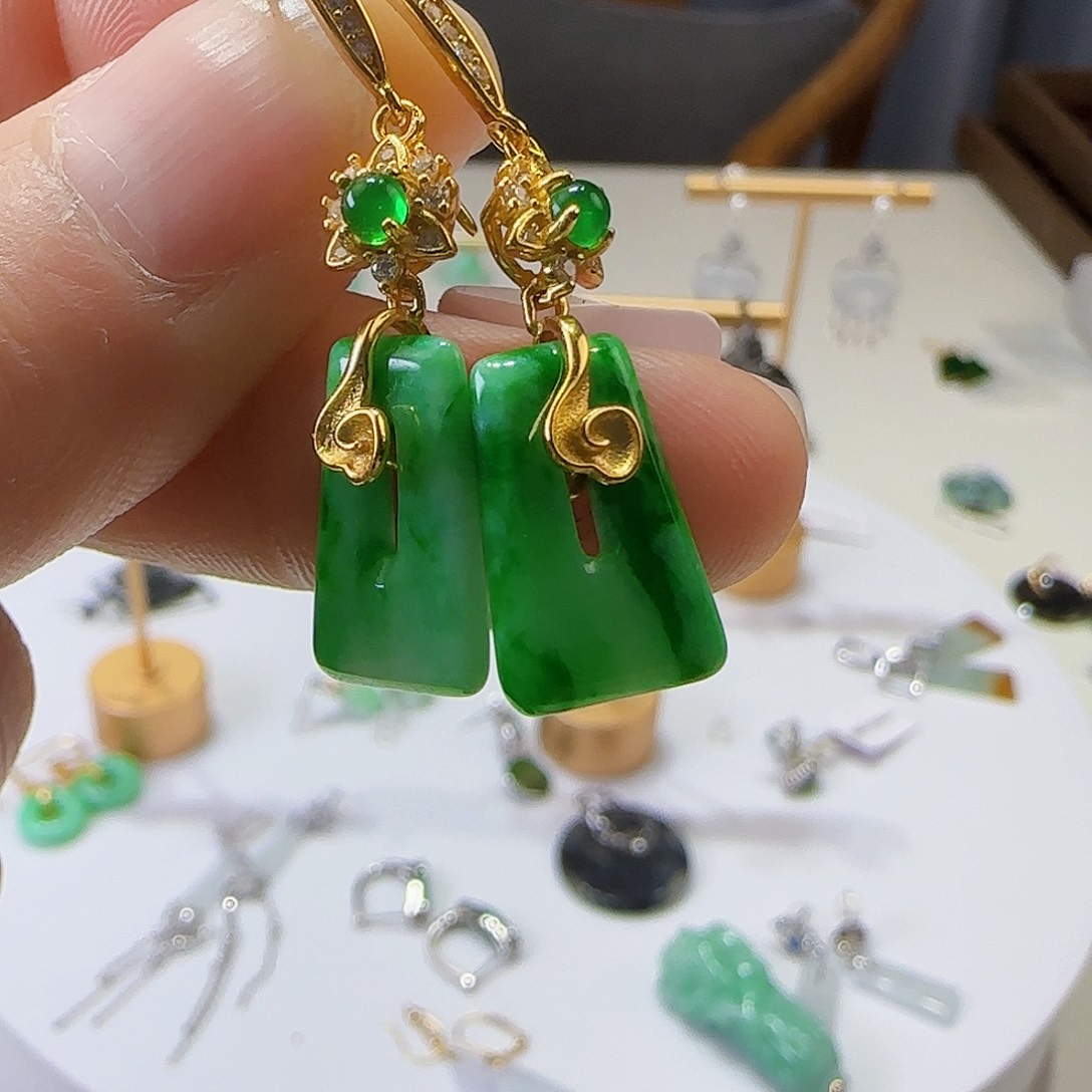 翡翠耳饰银S925镶嵌天然缅甸