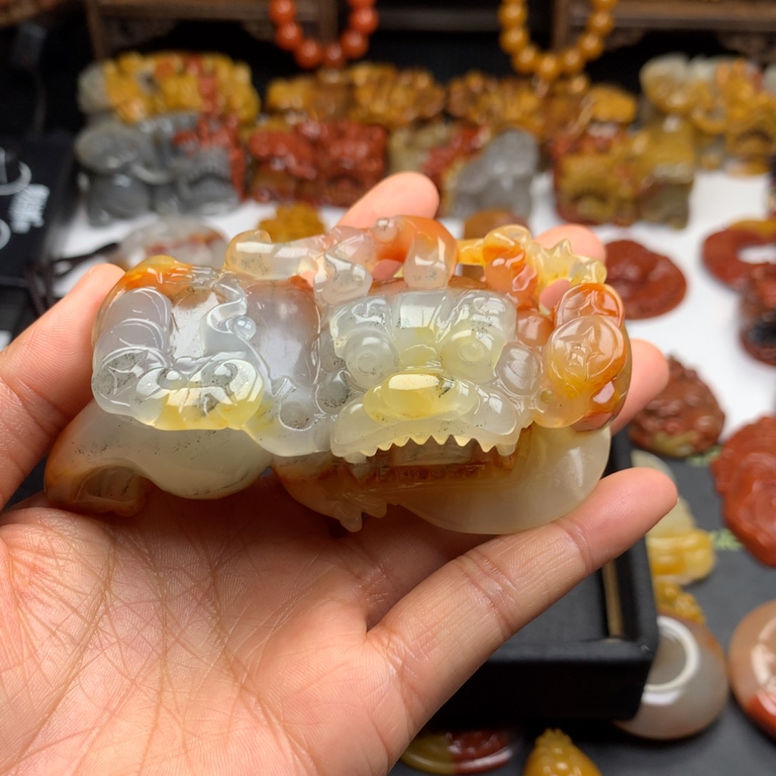 石英质玉（黄龙玉）挂件未镶嵌大*