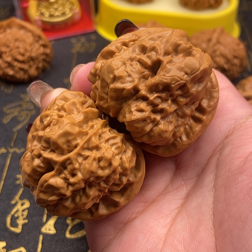 【闪购商品】文玩核桃把件飞*蛤蟆