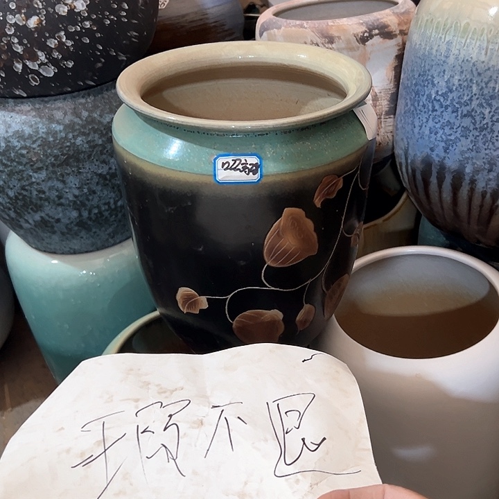 陈***临景德镇精品花盆栽适合盆瑕疵