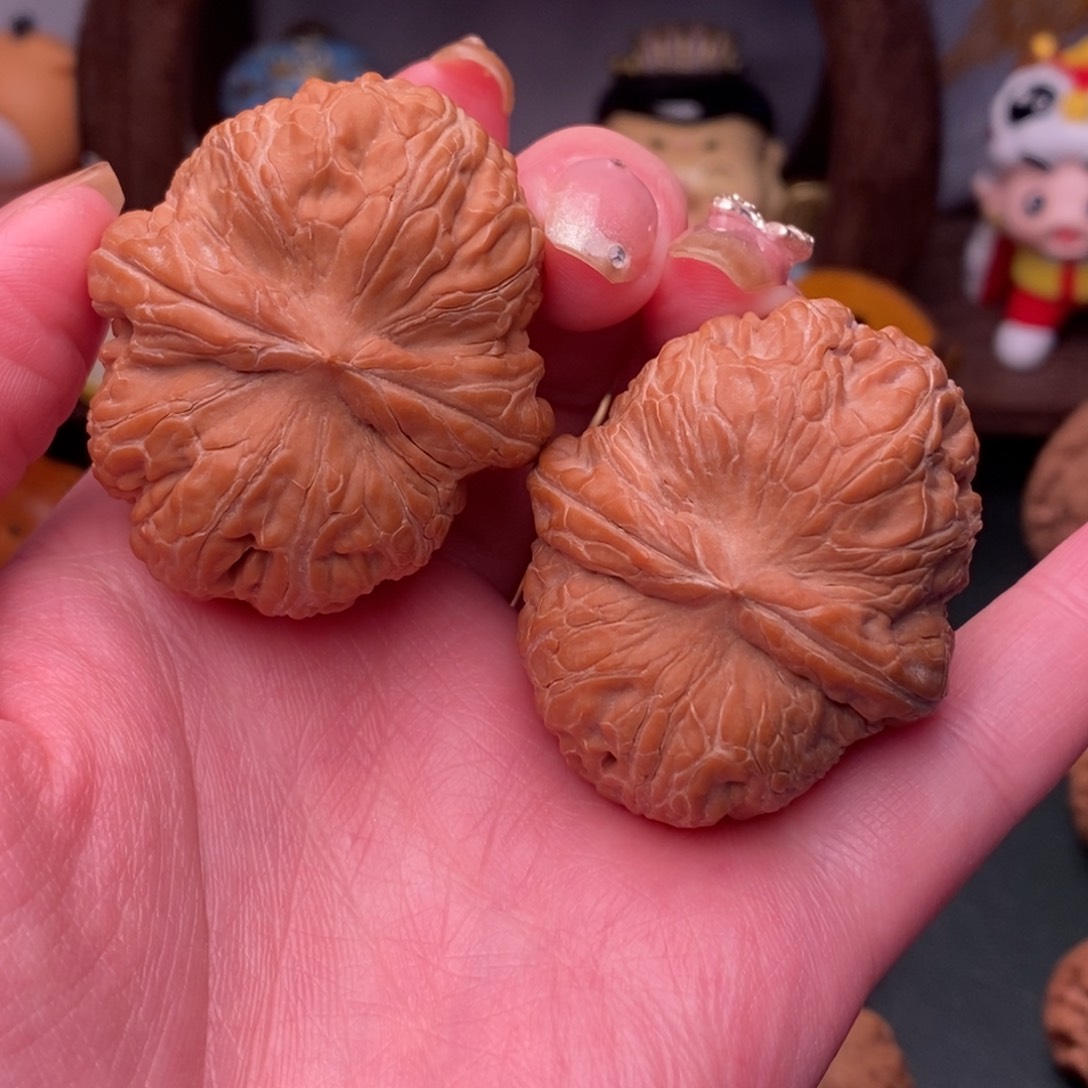 文玩核桃吊坠行**?45全品元宝