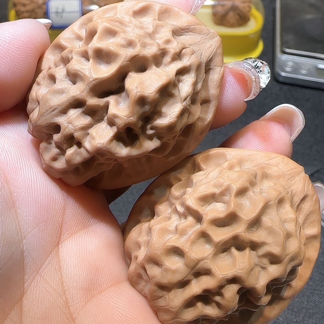 文玩核桃吊坠一****呆38蛤蟆眼全