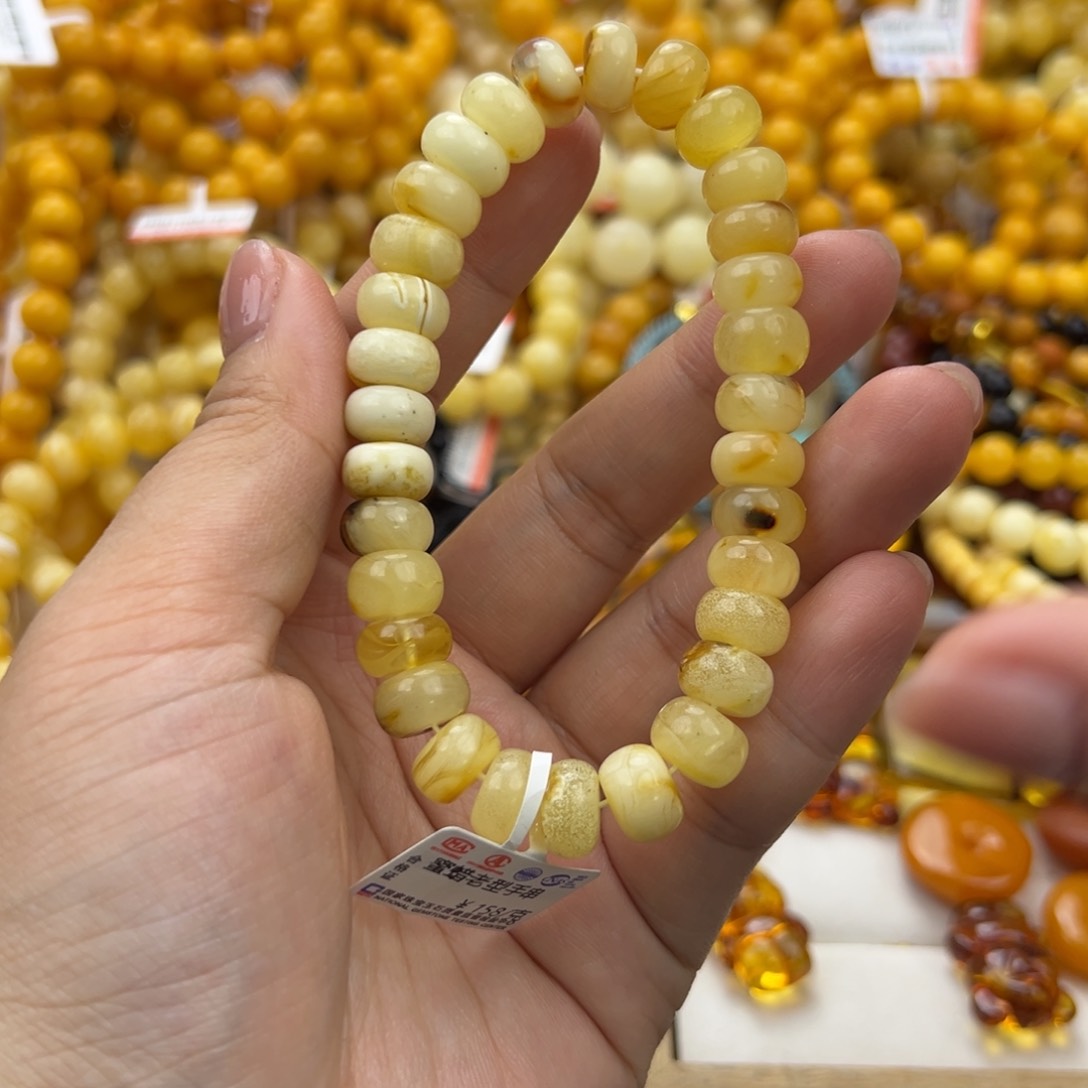 琥珀珠宝奇石未镶嵌