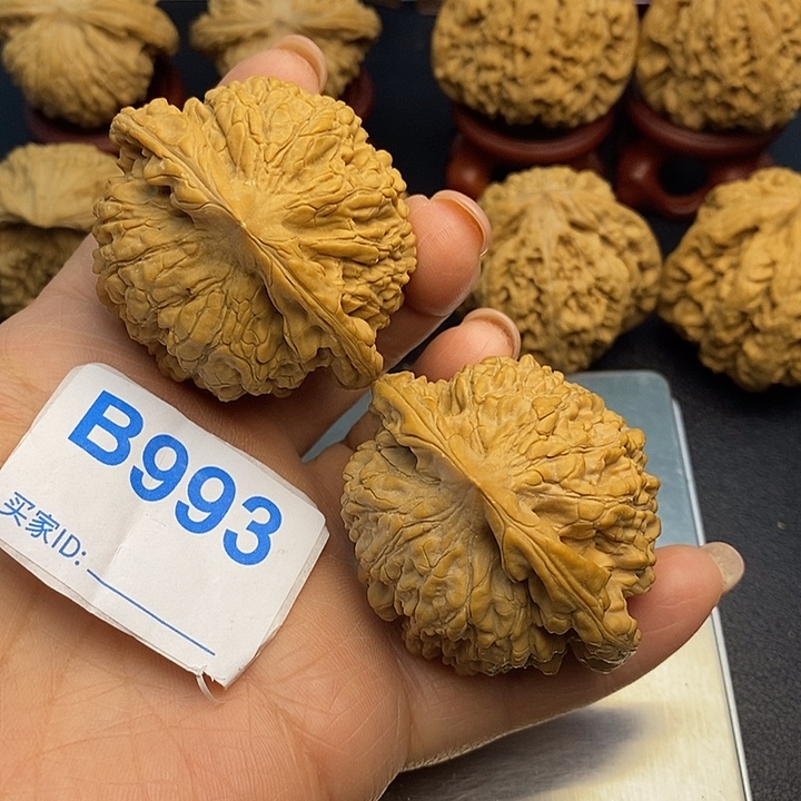 鸿***源文玩核桃把件官帽5.0