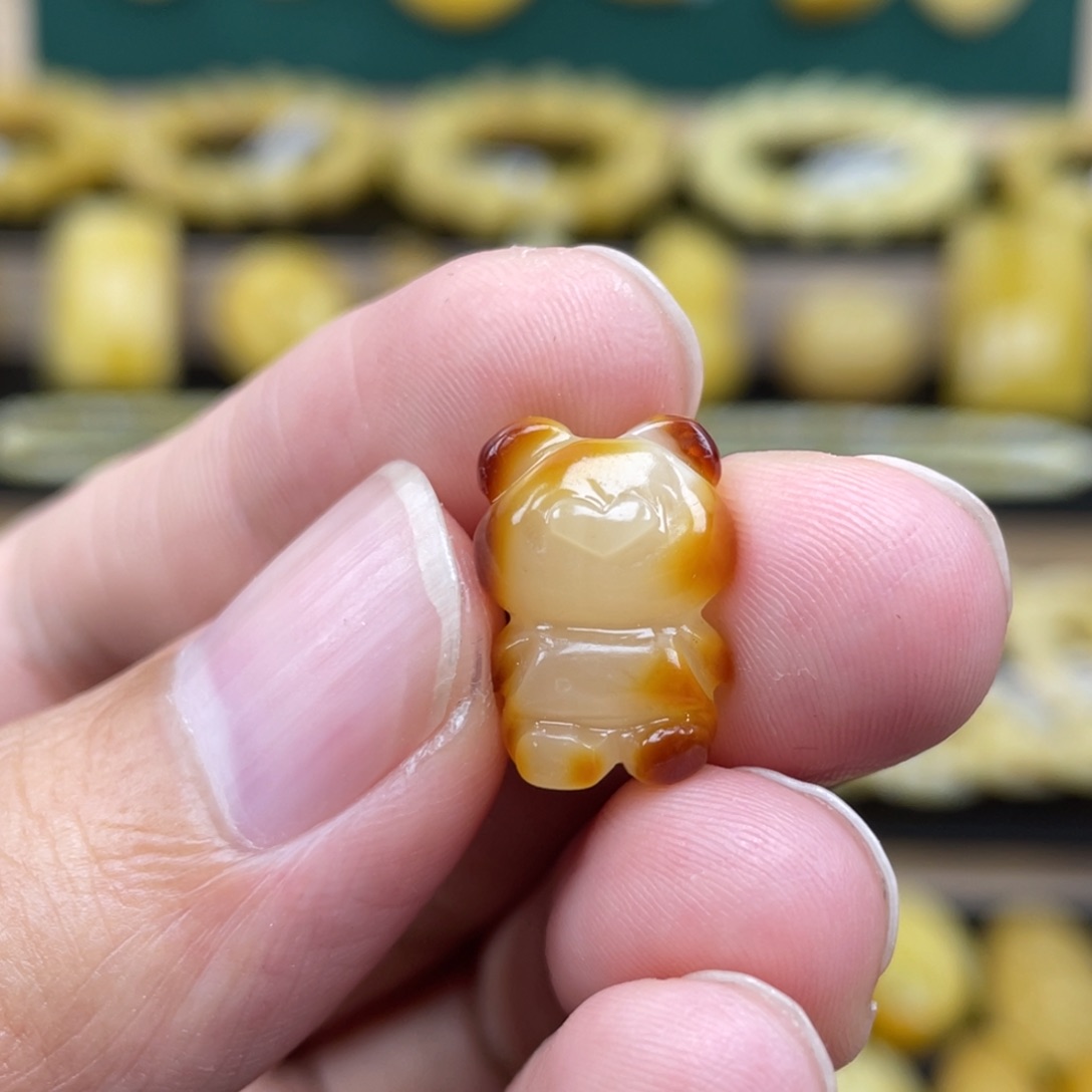 琥珀裸石未镶嵌琥珀蜜蜡