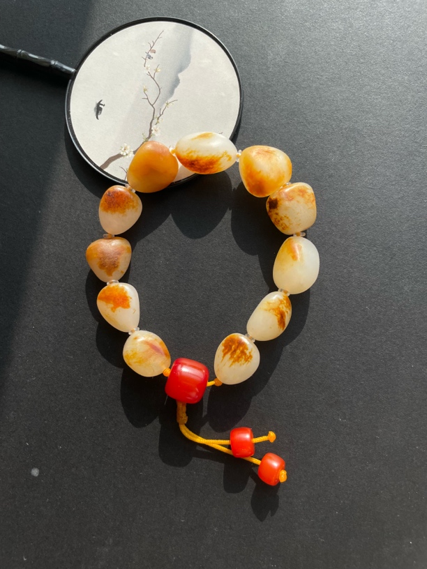 精品新疆和田玉红皮白肉原石手串 微修 皮色天然 籽型饱满油润