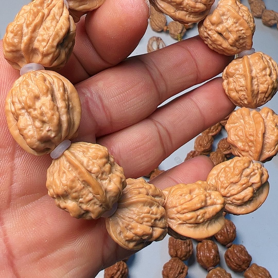 猴头核桃吊坠金蟾18血蛤