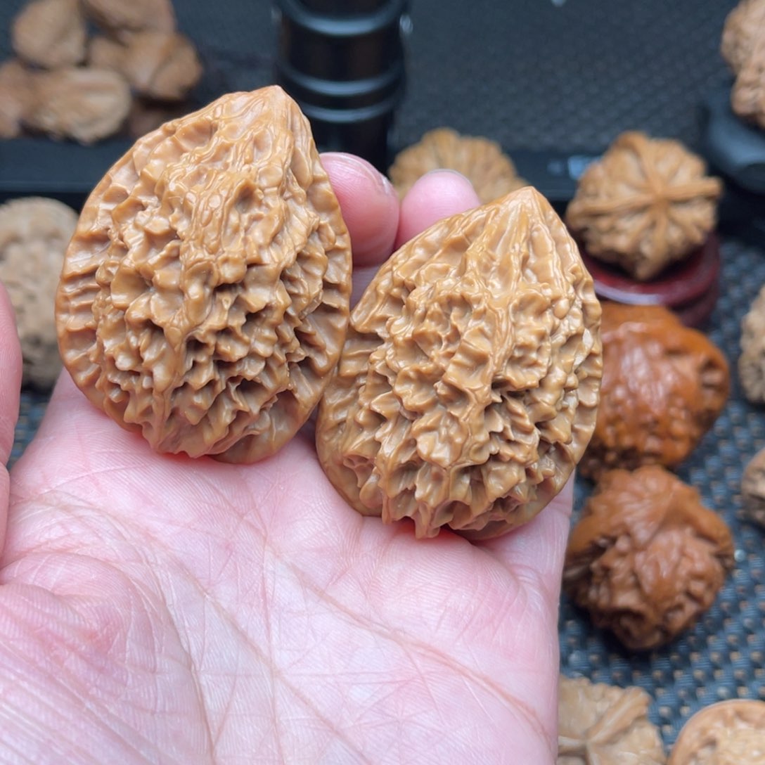 文玩核桃吊坠饲****班招财鼠39尺