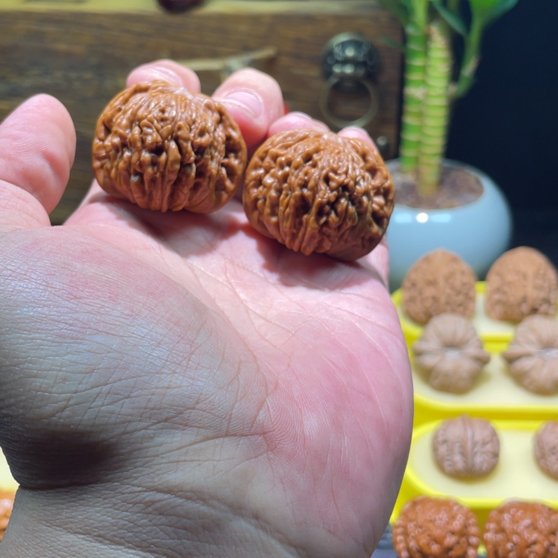 把件文玩核桃38➕全品满肉矮壮四座楼