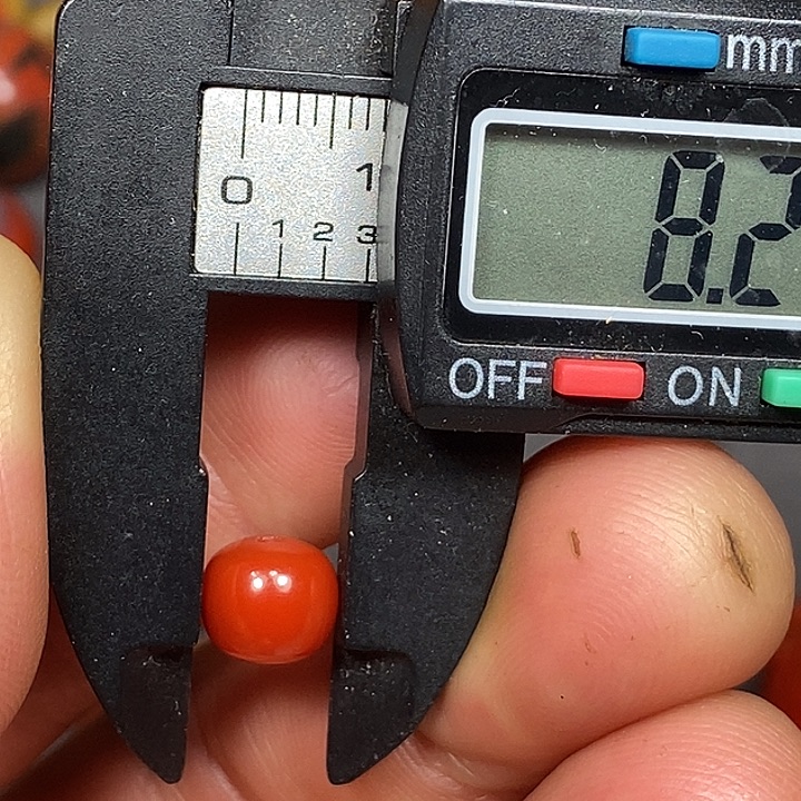 南红玛瑙未镶嵌车挂