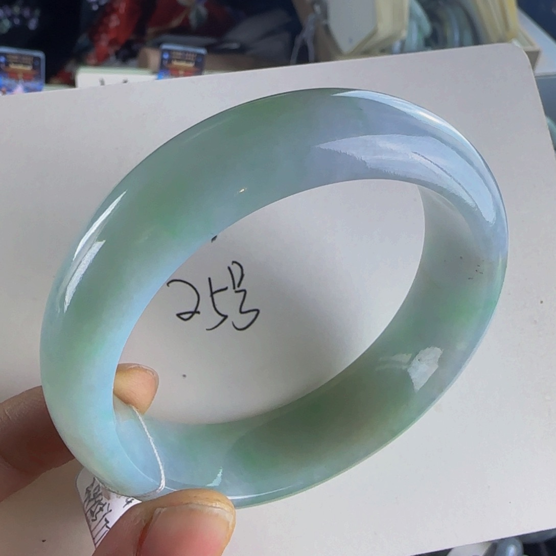 翡翠手镯未镶嵌老坑56.5