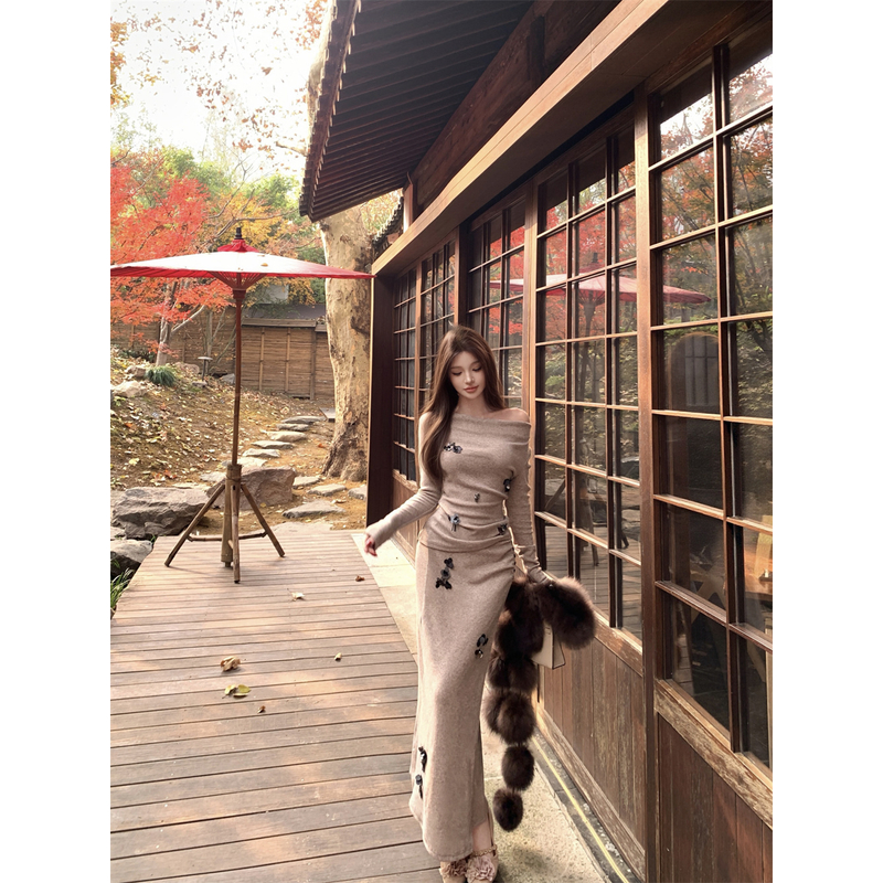 冬季设计感荡领褶皱显瘦长袖上衣修身包臀半身裙时尚气质两件套女