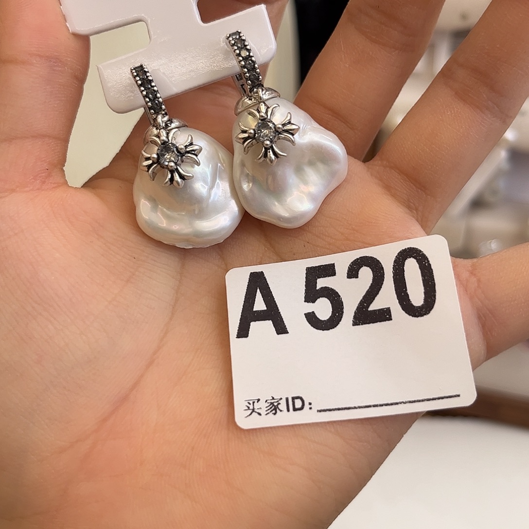 合金耳饰淡水珍珠