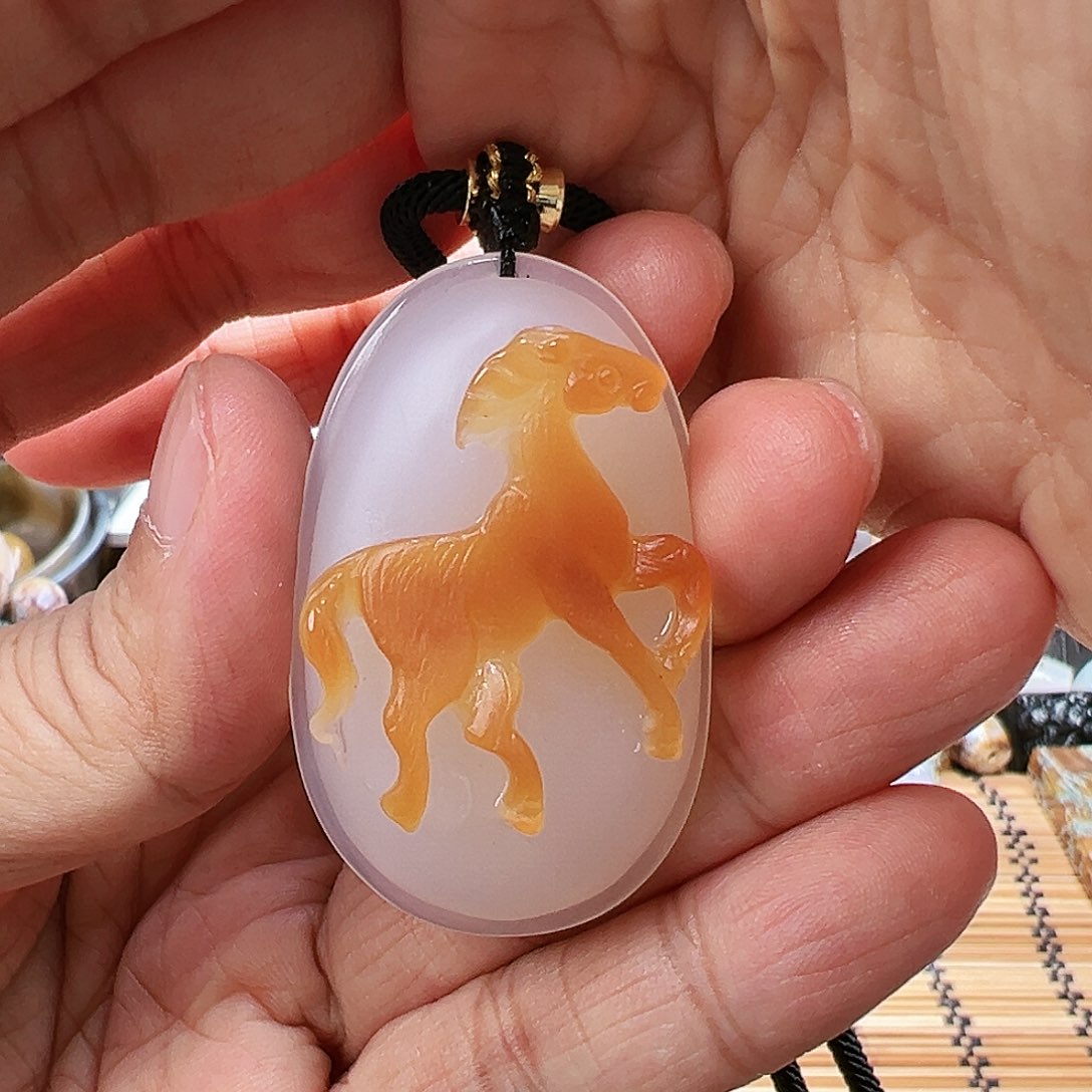 未镶嵌玛瑙/玉髓珠宝半成品