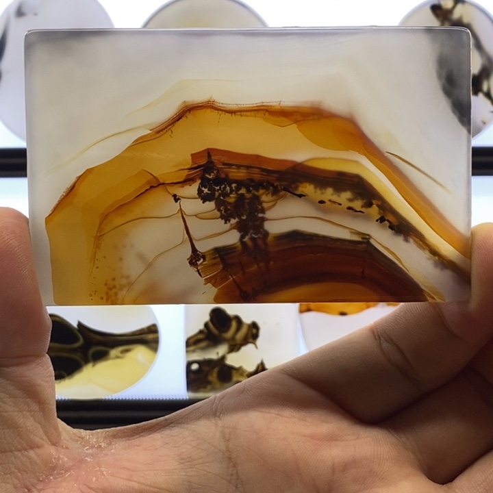 玛瑙/玉髓合金颈饰