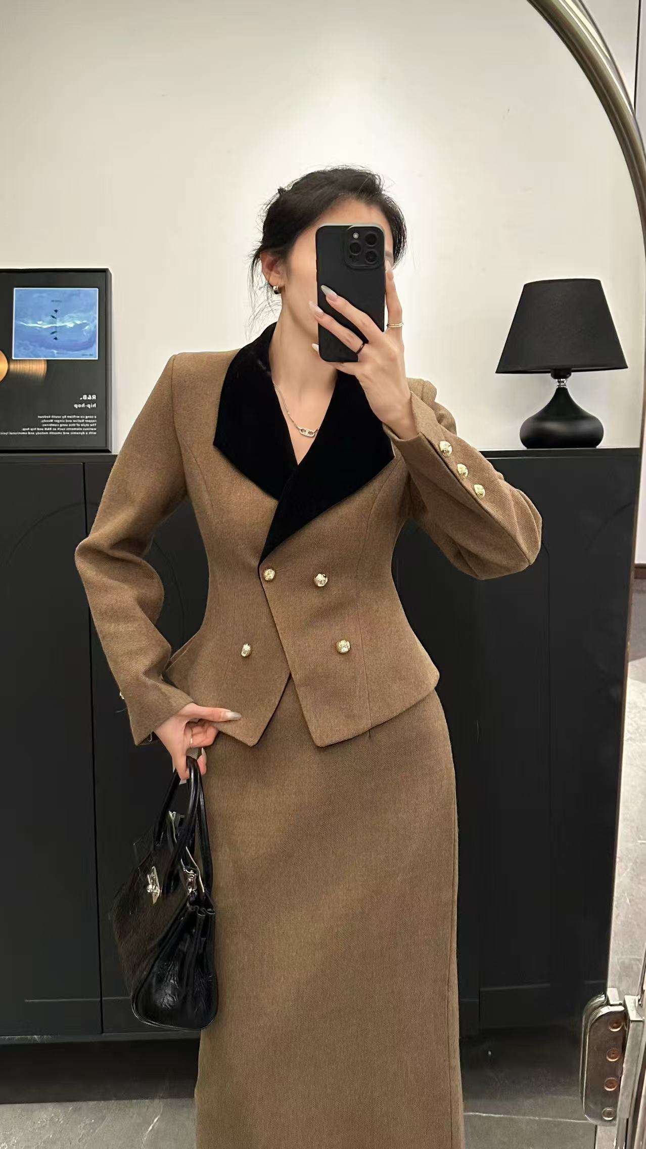 2025法式复古厚款小香外套女拼色双排扣设计半身裙毛呢套装两件套