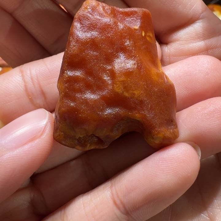 定制琥珀未镶嵌定制