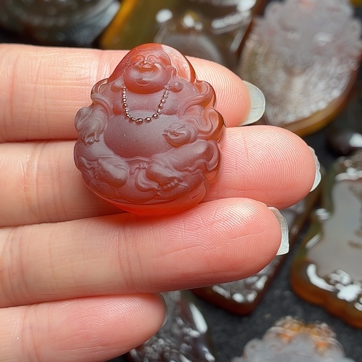 琥珀未镶嵌颈饰06