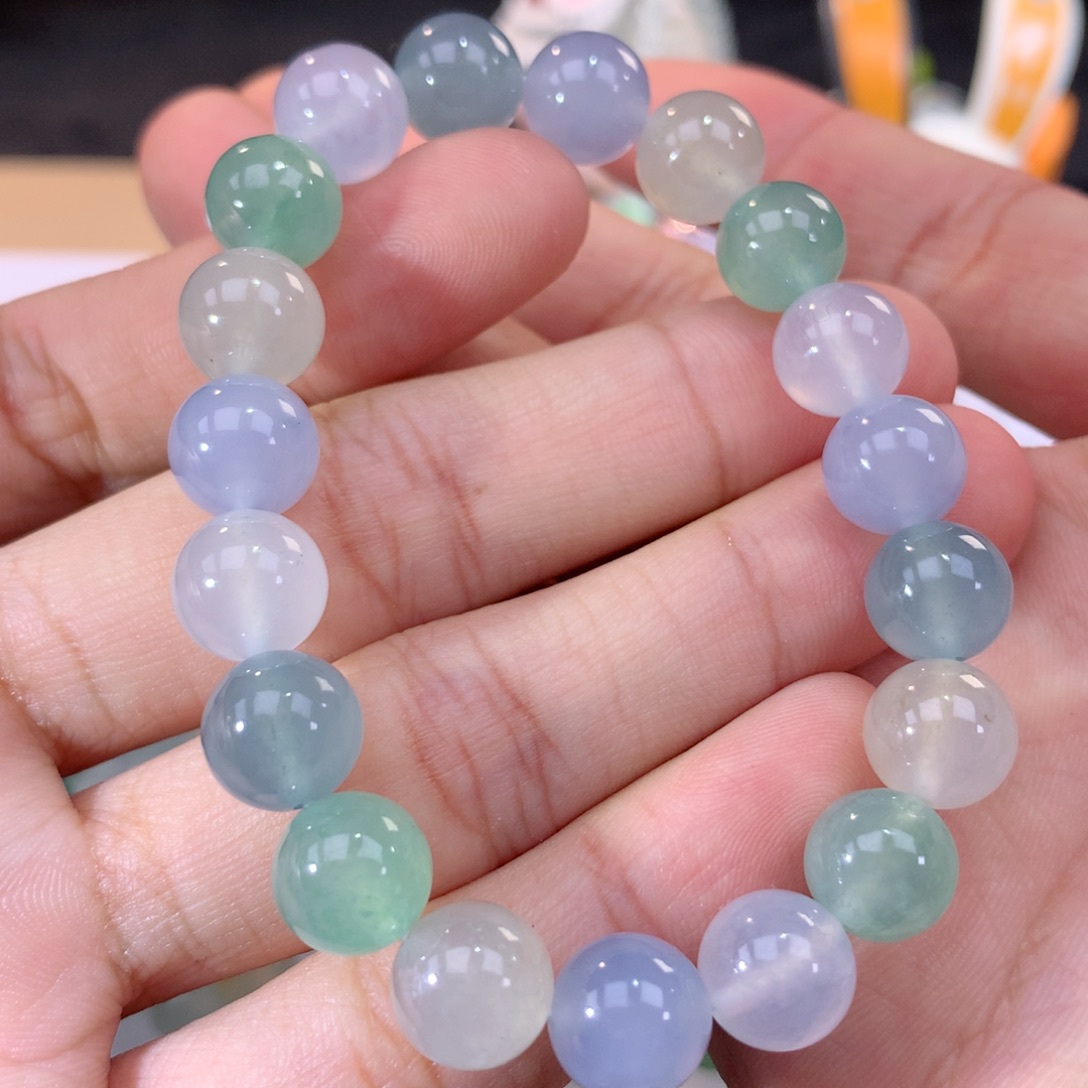 翡翠手链未镶嵌翡翠