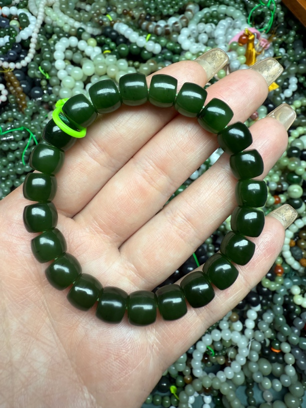 和田玉未镶嵌时尚