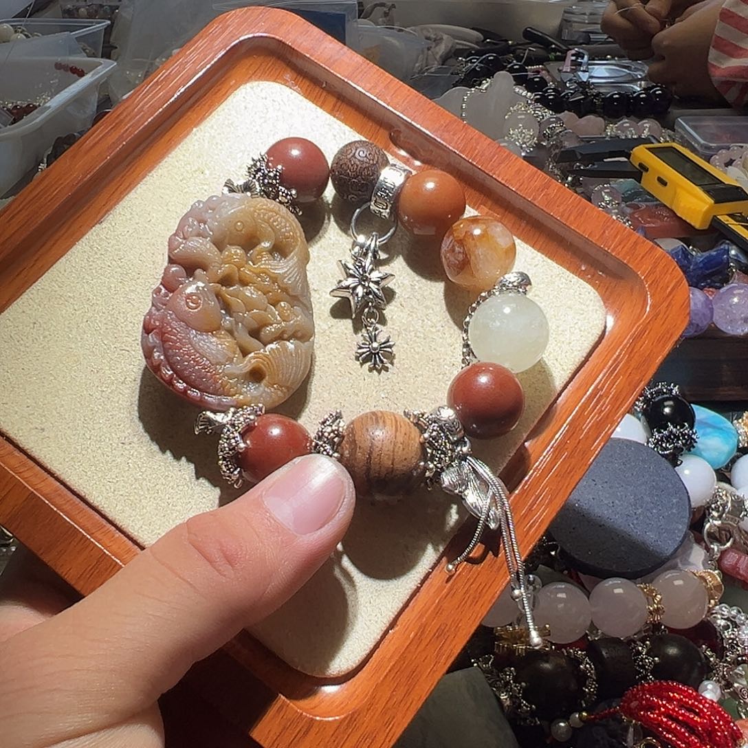 未镶嵌水晶手链水晶手链