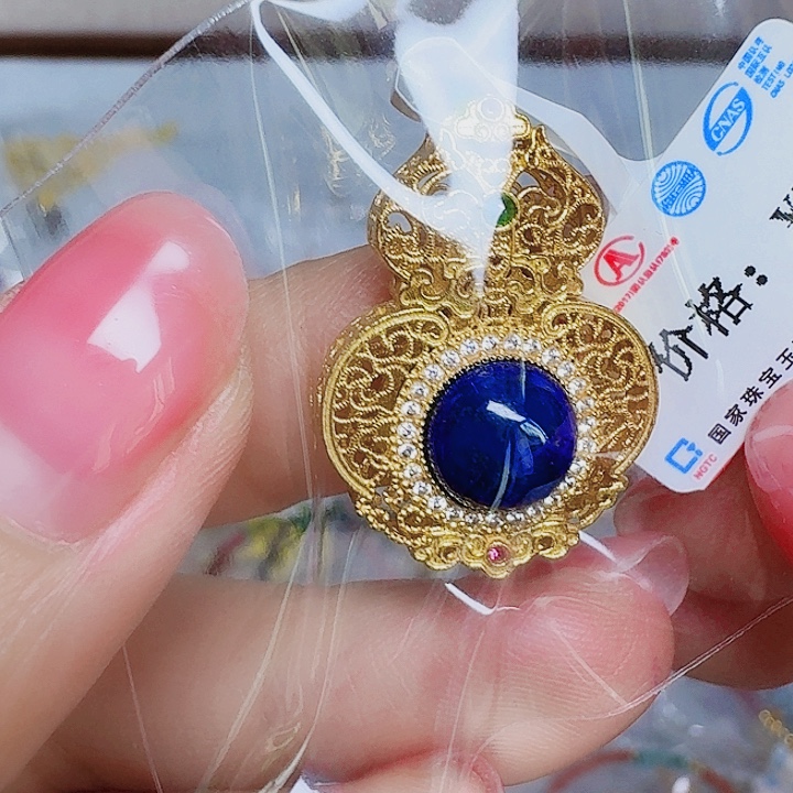 吊坠925银合成碳硅石吊坠是