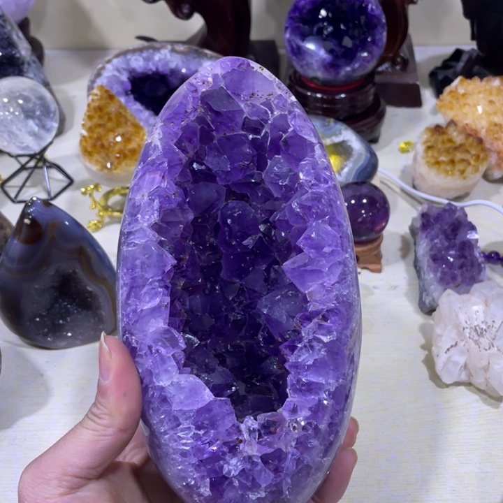 紫晶恐龙蛋未镶嵌