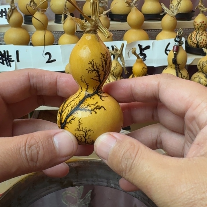 三哥雷击纹小葫芦