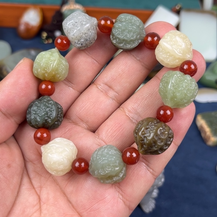 和田玉手链未镶嵌