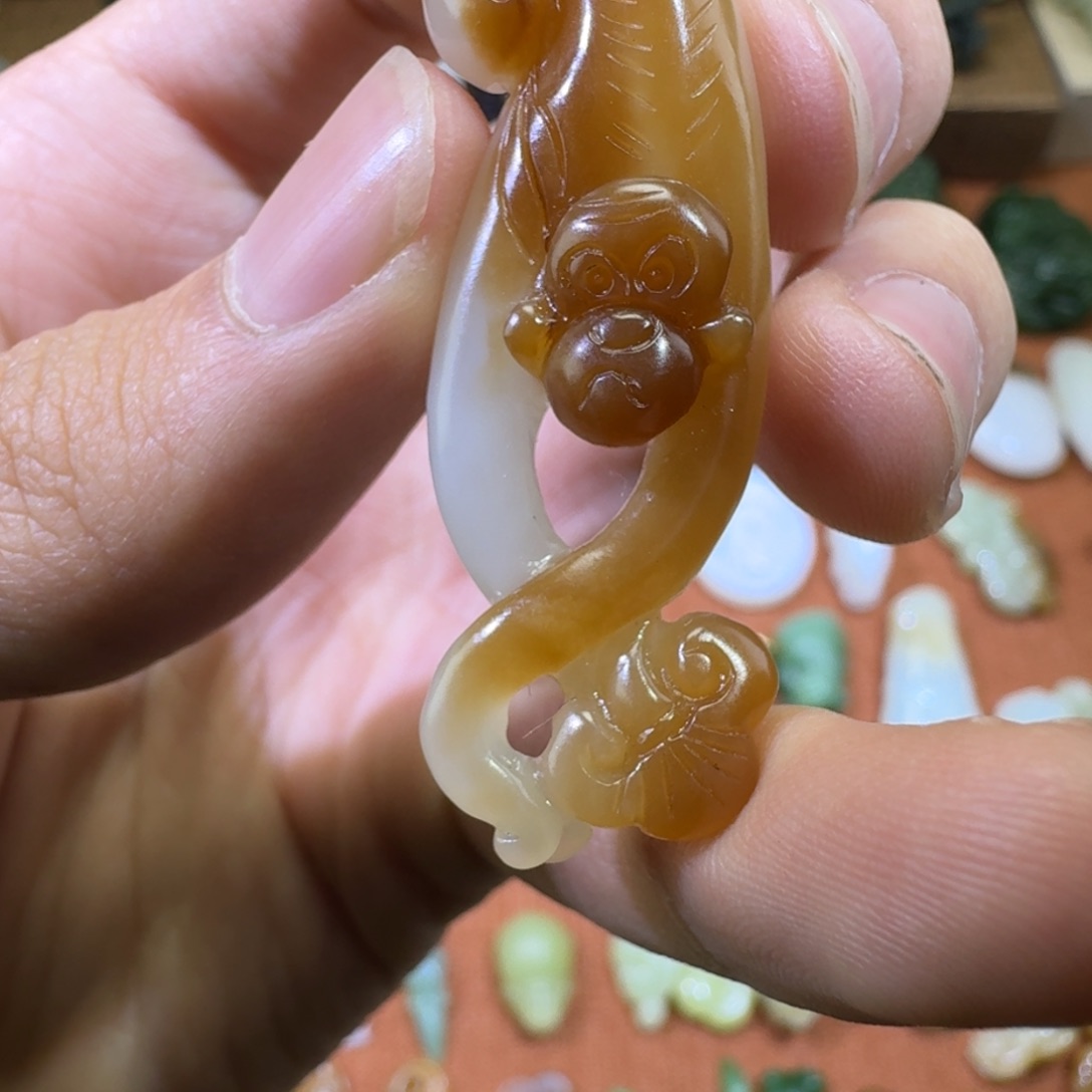 和田玉吊坠(赠链)未镶嵌