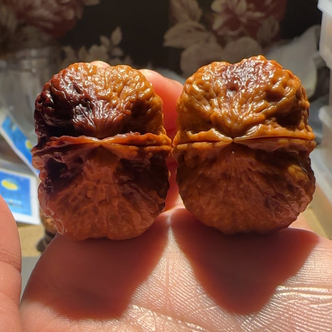 把件文玩核桃老石湖