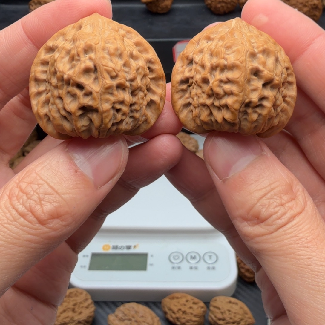 吊坠文玩核桃油蜡皮凹底公子帽38边