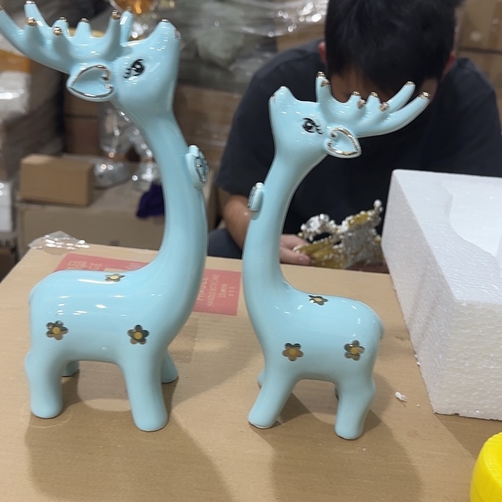 J***薛陶瓷摆件哈哈哈哈