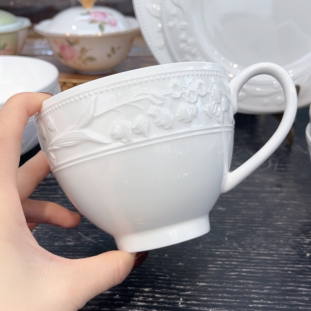 骨瓷/////：：：：：：：：：：：：：