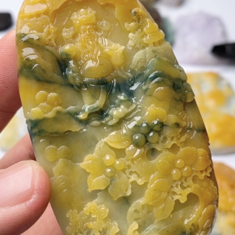 定制翡翠未镶嵌翡翠