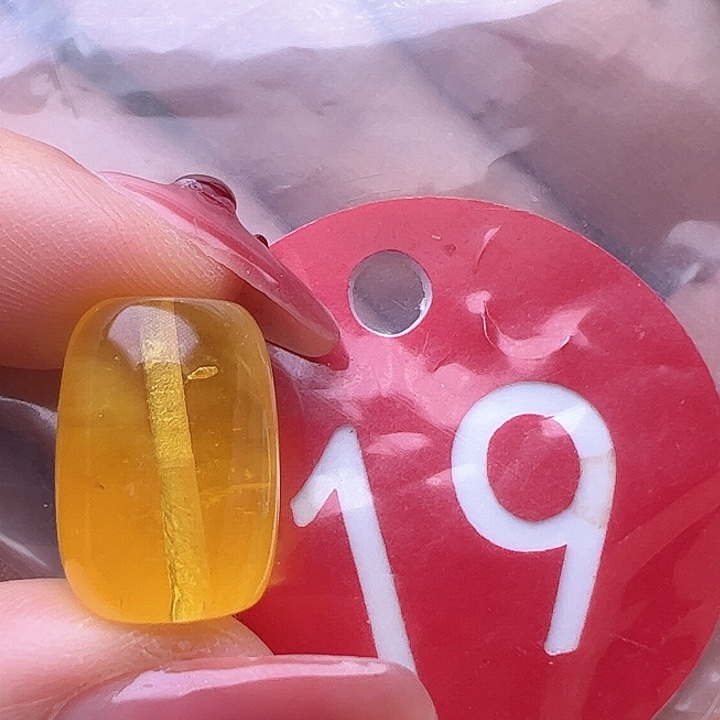 蜜蜡裸石未镶嵌微瑕 11/15mm 桶珠