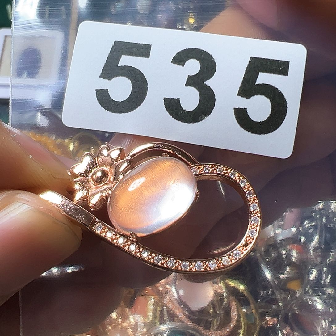 水晶颈饰未镶嵌粉水晶吊坠带皮绳发货