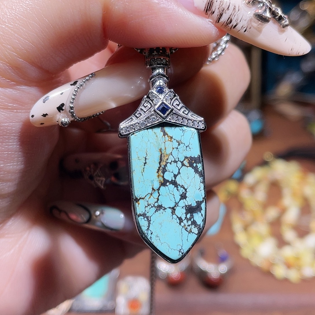 N***a绿松石银S925镶嵌颈饰