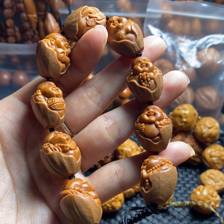 橄榄核吊坠包衣弥勒